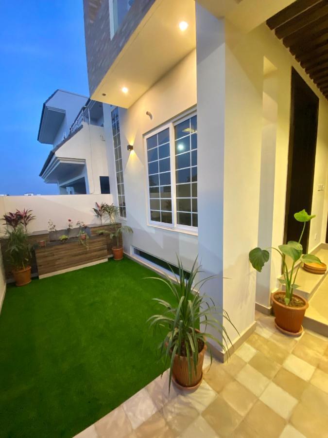 Continental Boutique House Bed & Breakfast Islamabad Eksteriør bilde