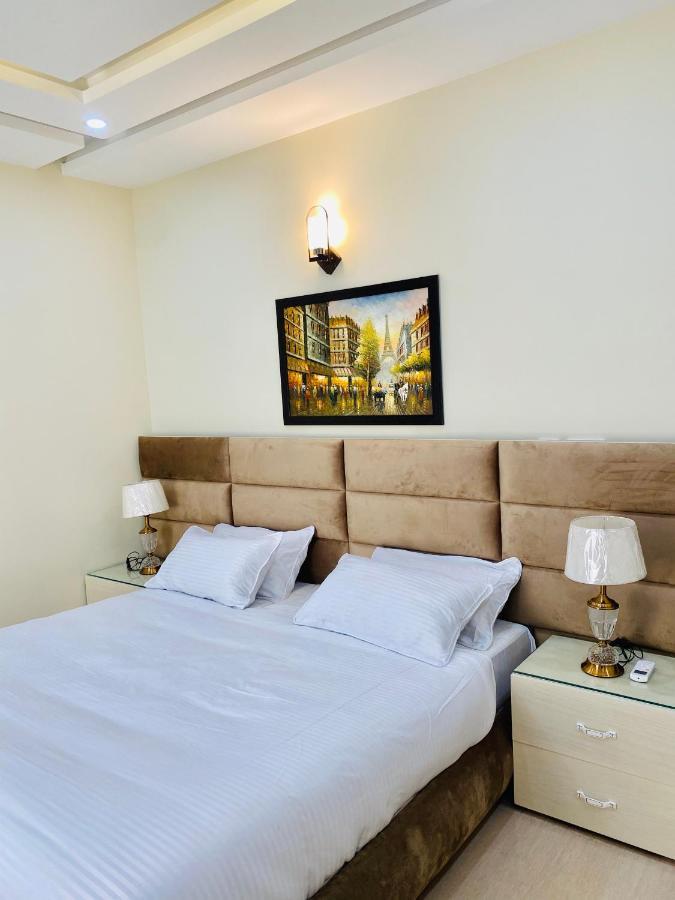 Continental Boutique House Bed & Breakfast Islamabad Eksteriør bilde