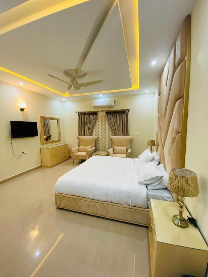 Continental Boutique House Bed & Breakfast Islamabad Eksteriør bilde