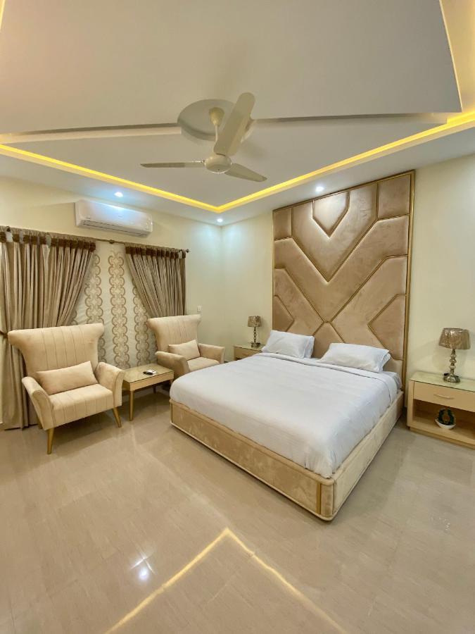 Continental Boutique House Bed & Breakfast Islamabad Eksteriør bilde