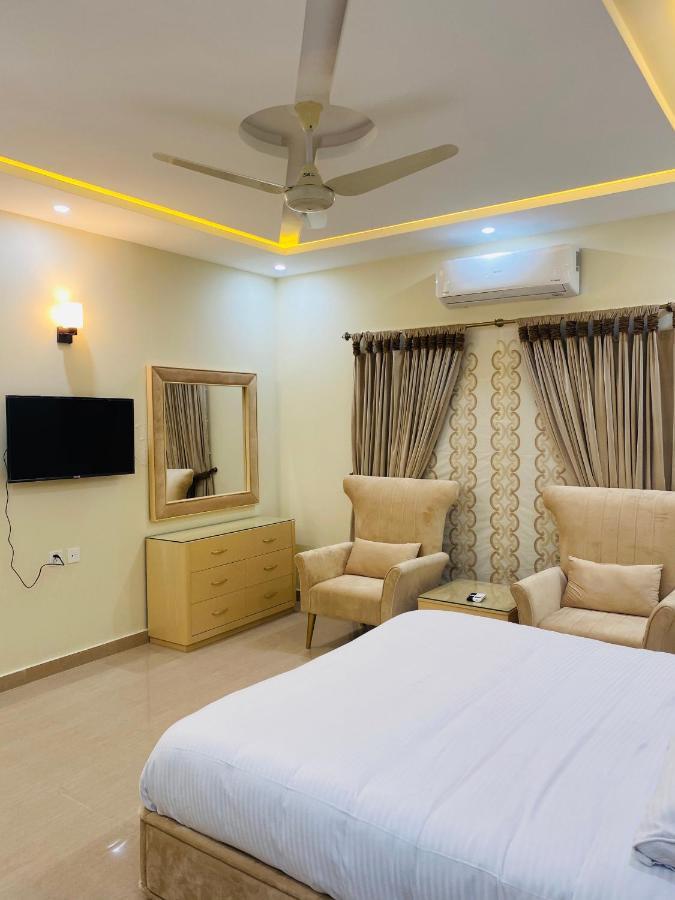Continental Boutique House Bed & Breakfast Islamabad Eksteriør bilde