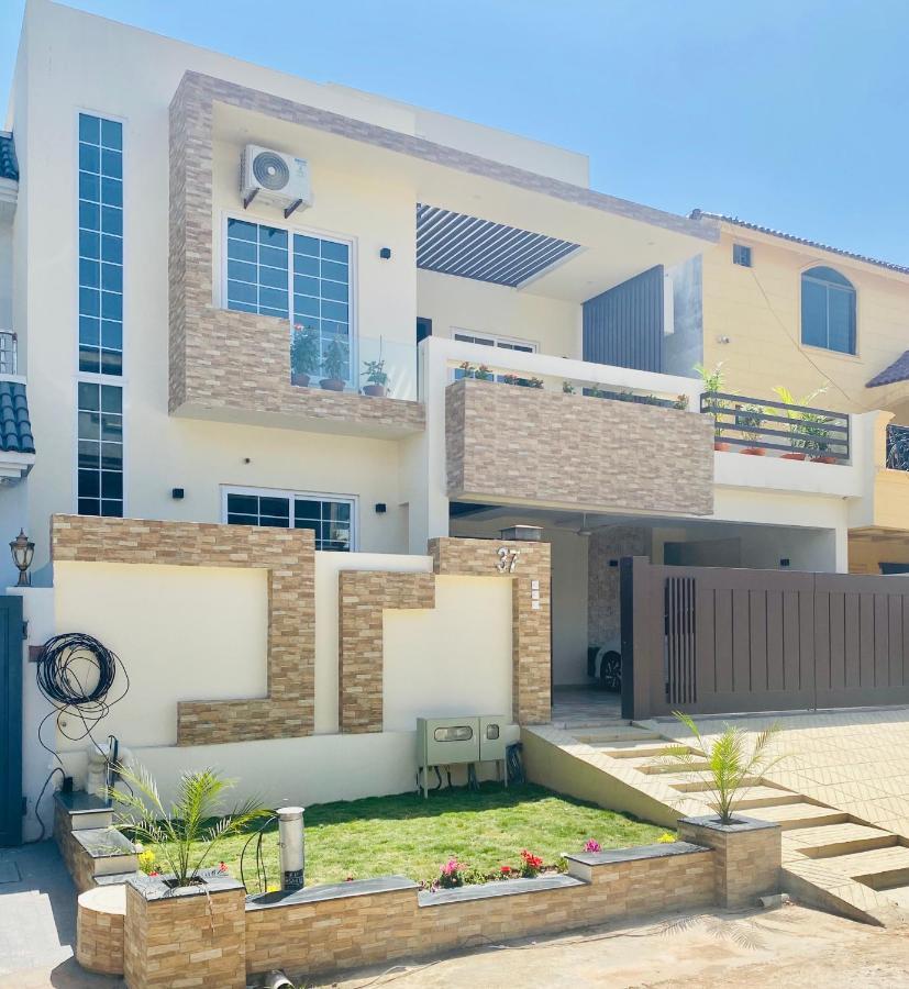 Continental Boutique House Bed & Breakfast Islamabad Eksteriør bilde