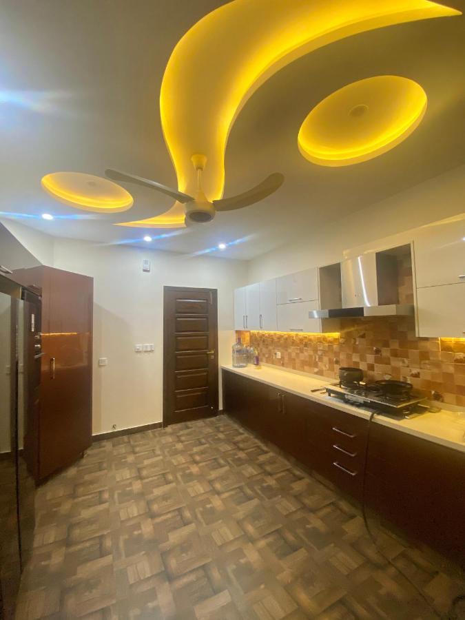 Continental Boutique House Bed & Breakfast Islamabad Eksteriør bilde